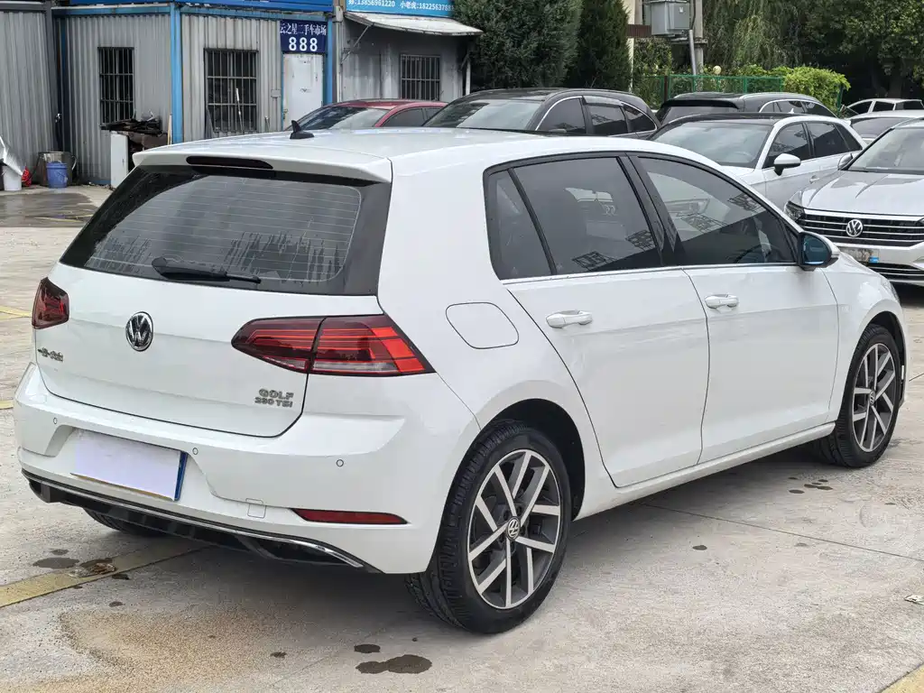 Volkswagen Golf 2020