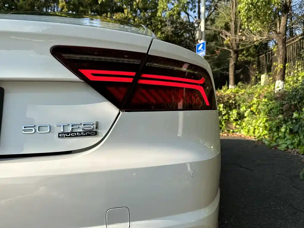 Audi A7 2017 — фото 18