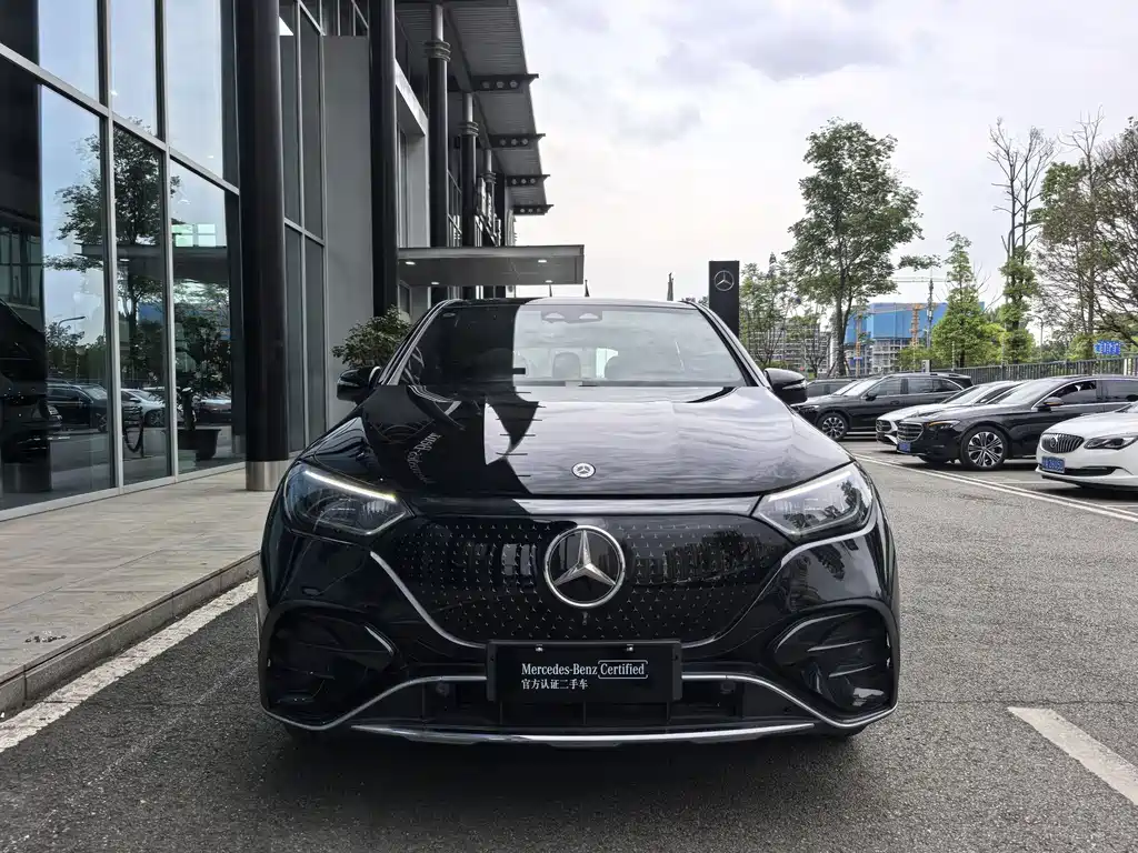 Mercedes-Benz EQE SUV 2025 — фото 15