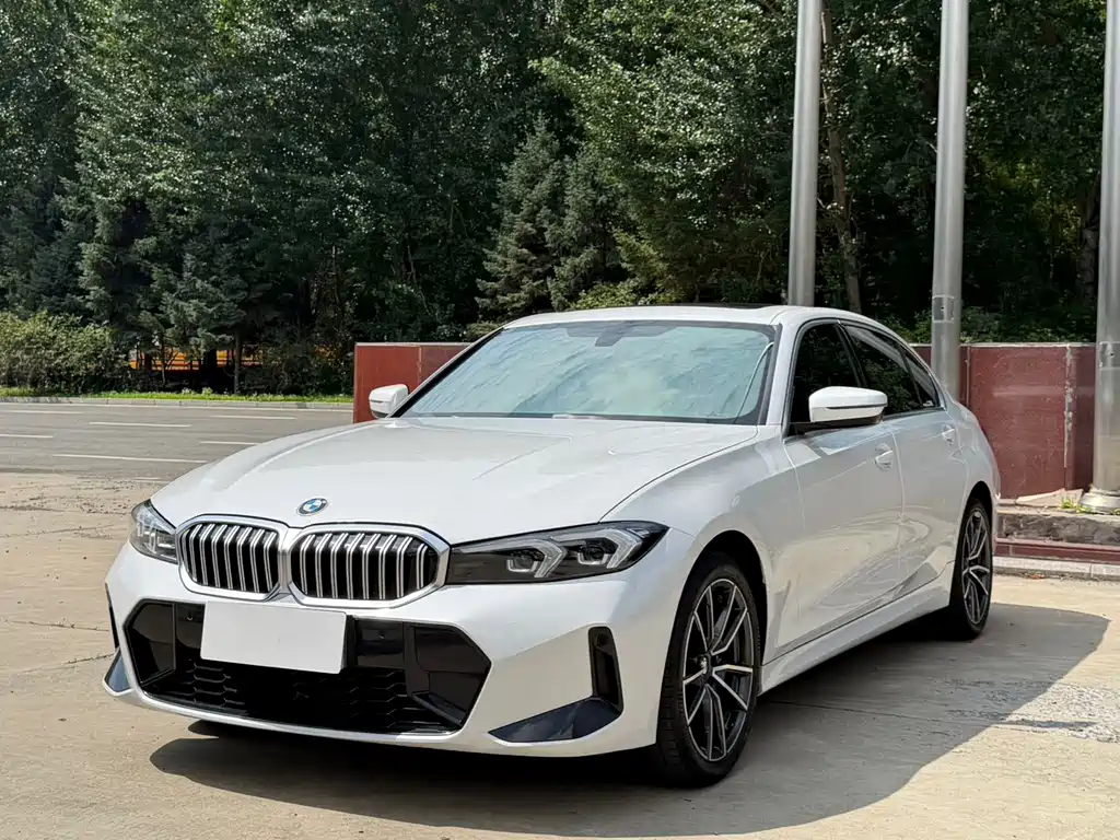 BMW 3 Series 2023