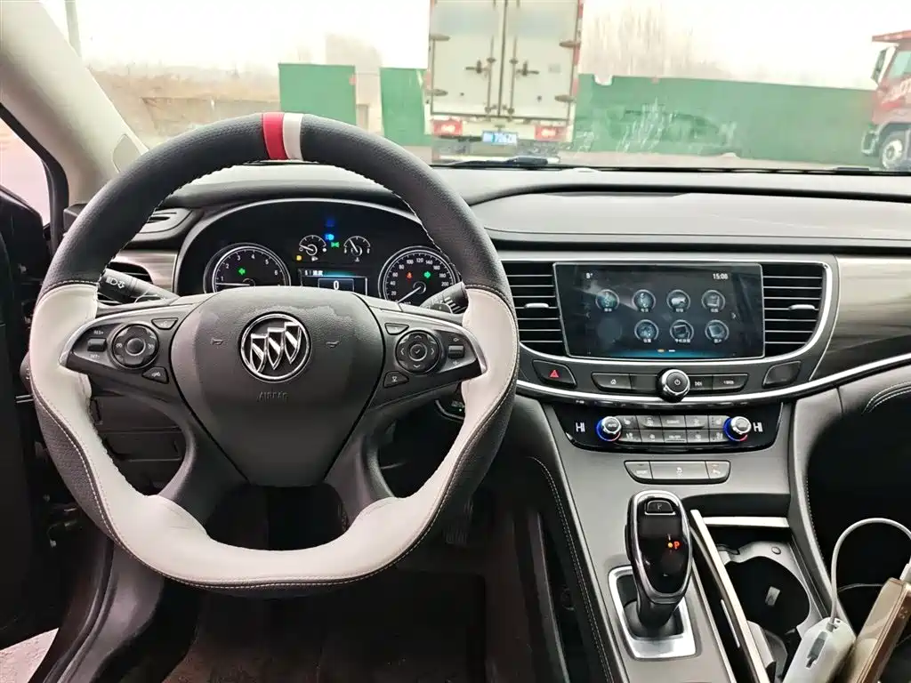 Buick LaCrosse 2018 — фото 10