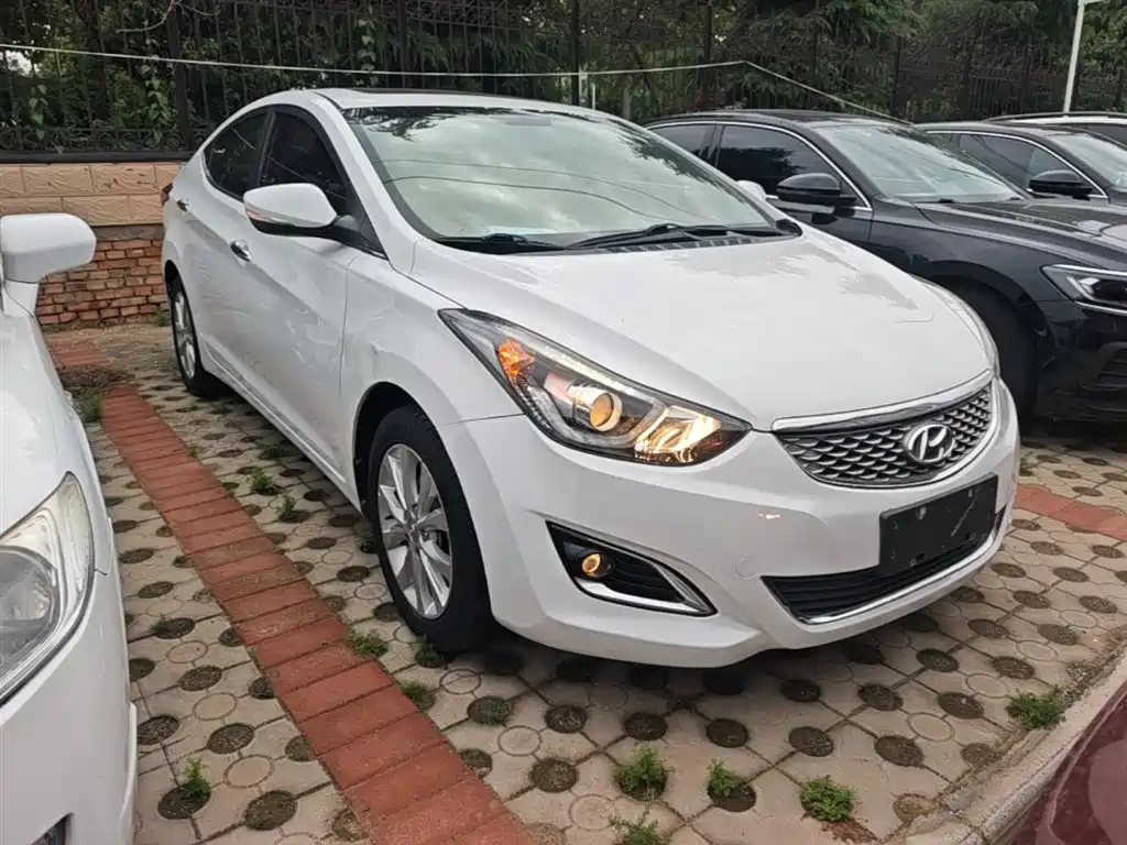 Hyundai Elantra Langdong 2017 — фото 4