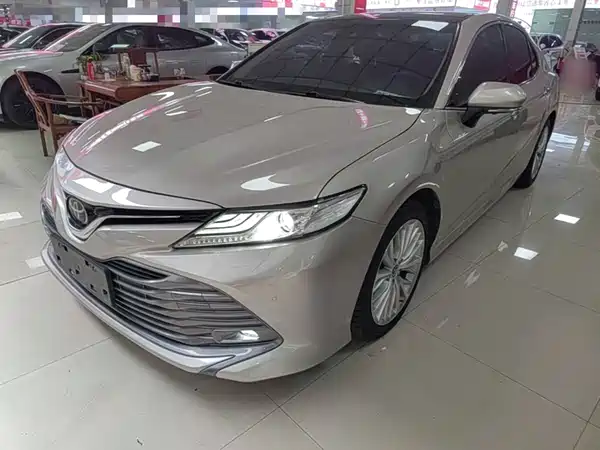 Toyota Camry 2019
