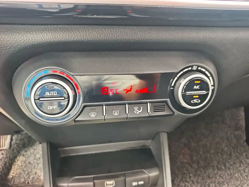 Kia KX1 2021