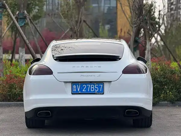 Porsche Panamera 2011