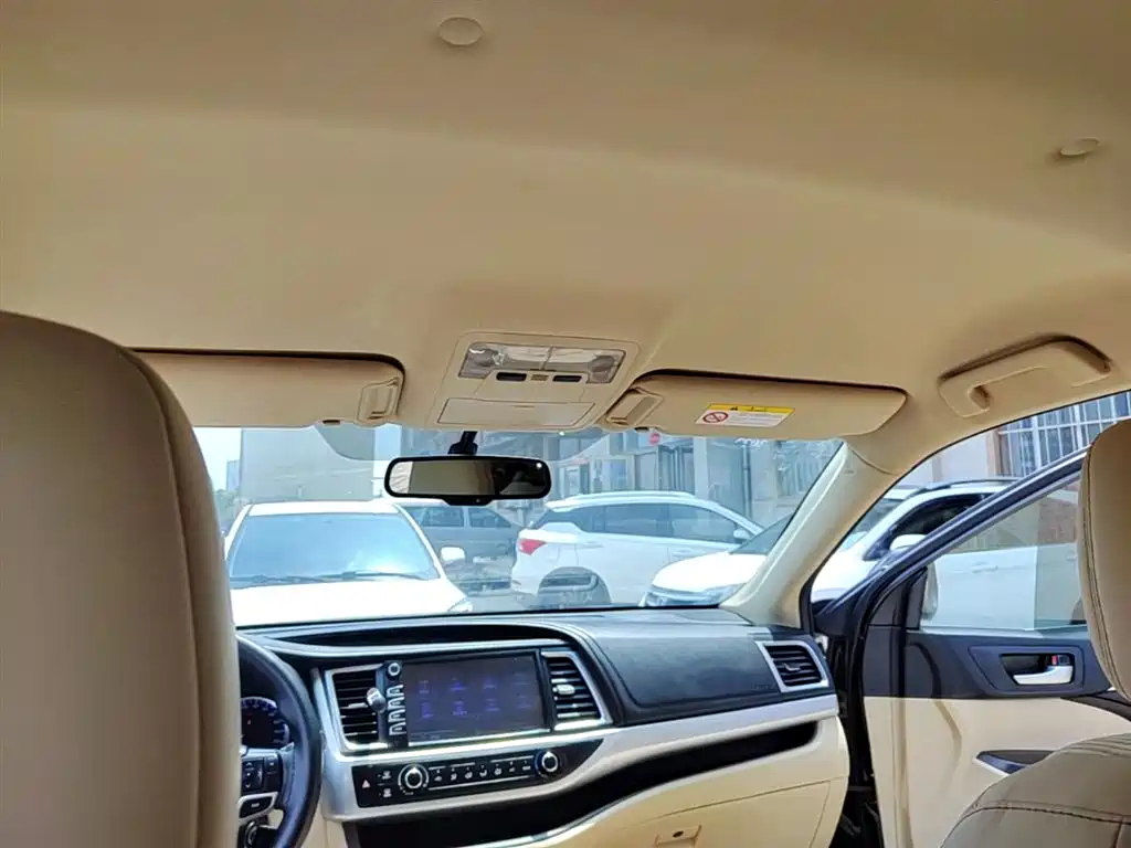 Toyota Highlander 2019 — фото 18