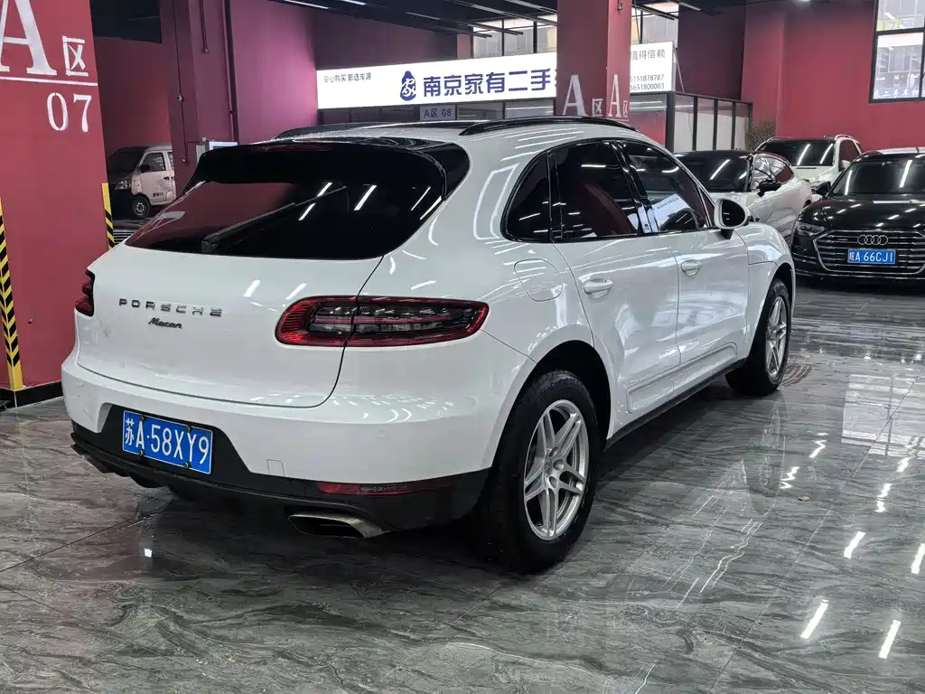 Porsche Macan 2018 — фото 7