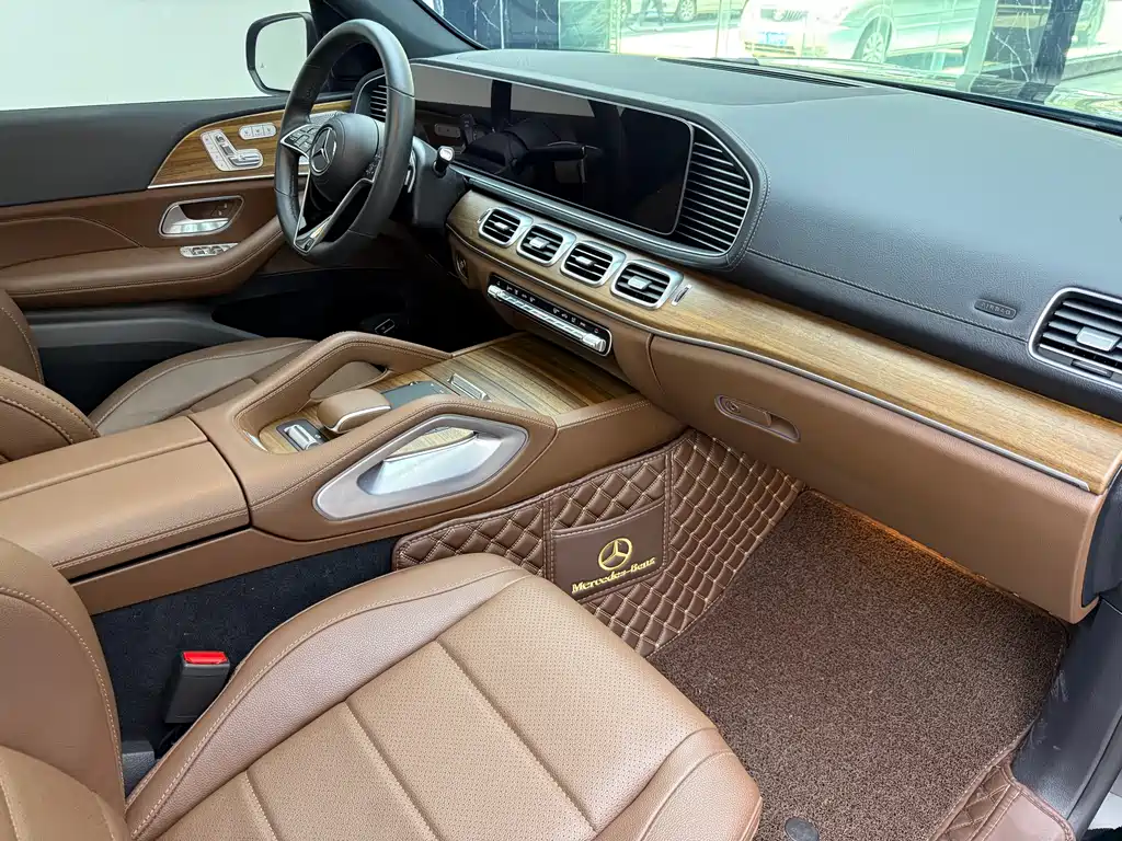 Mercedes-Benz GLS 2024 — фото 15
