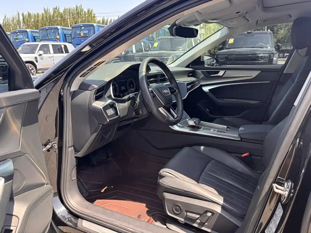 Audi A6L 2022 — фото 11