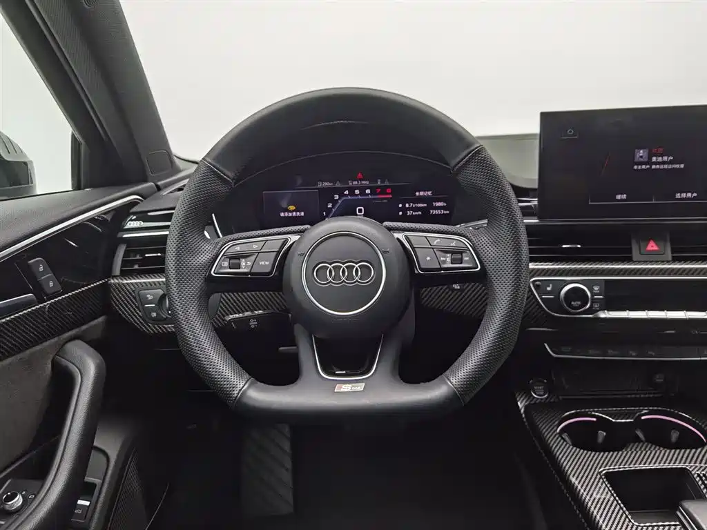Audi A4L 2022 — фото 11