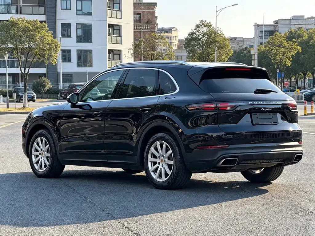 Porsche Cayenne 2018 — фото 7