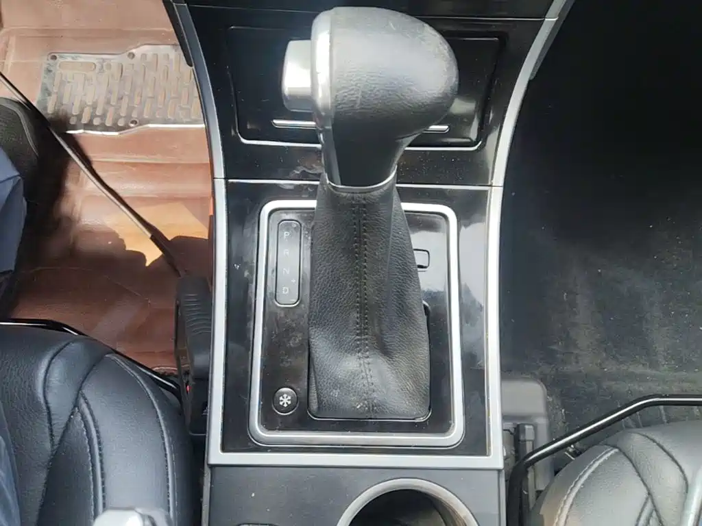 Haval H2 2015 — фото 14