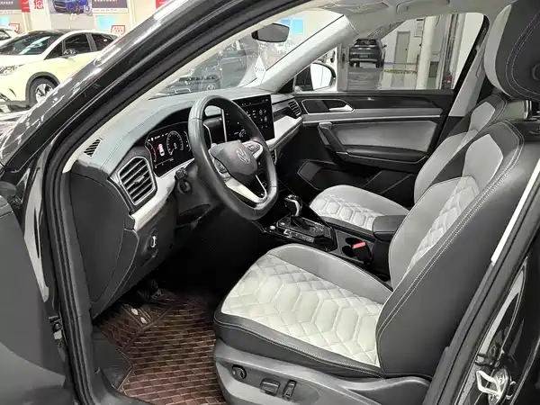 Volkswagen Tayron 2023