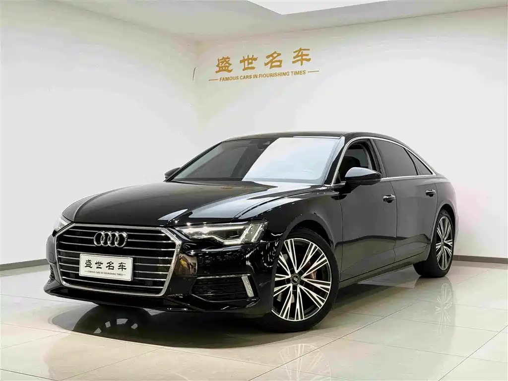 Audi A6L 2022 — фото 1