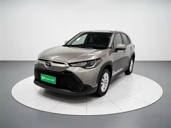 Toyota Frontlander 2024