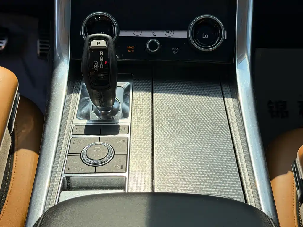 Land Rover Range Rover Sport 2018 — фото 22