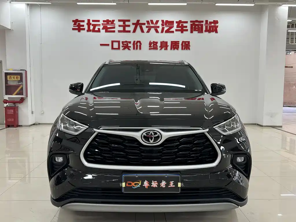 Toyota Highlander 2025 — фото 2