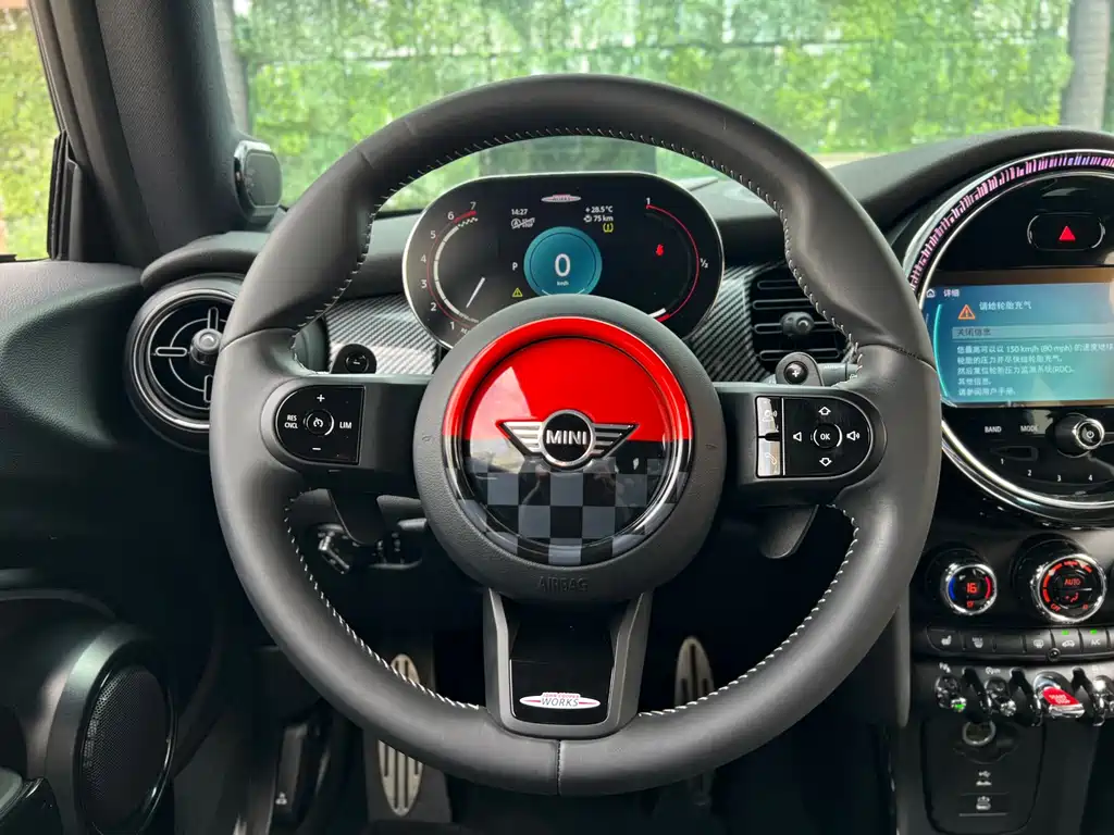 MINI JCW 2022 — фото 16