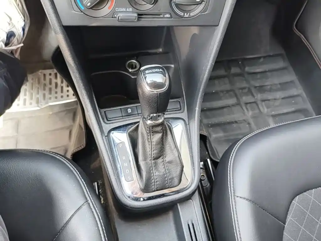 Skoda Rapid 2019 — фото 14