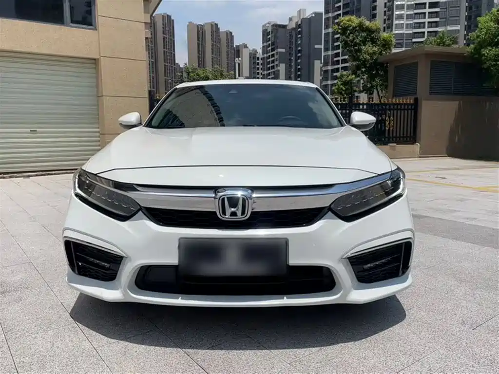 Honda Inspire 2021 — фото 24