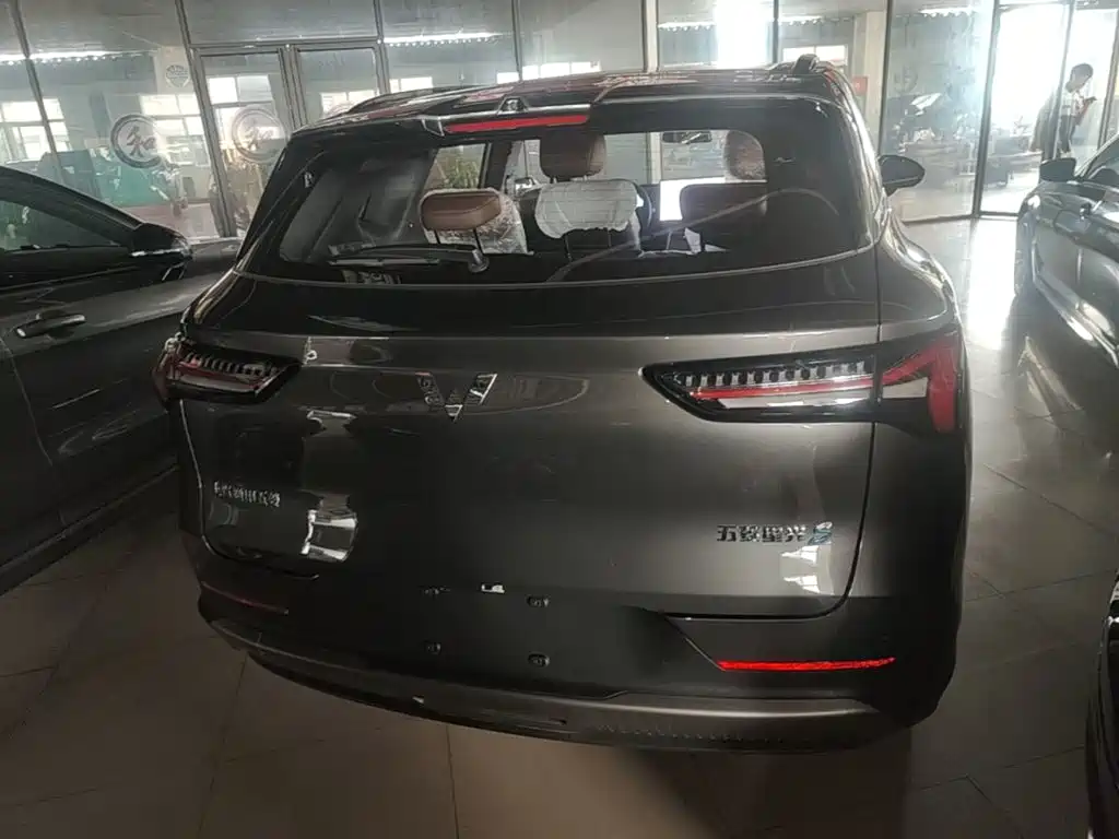 Wuling Starlight S 2025 — фото 6