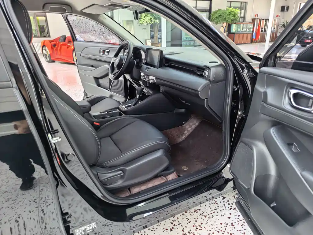 Honda Vezel 2023 — фото 12
