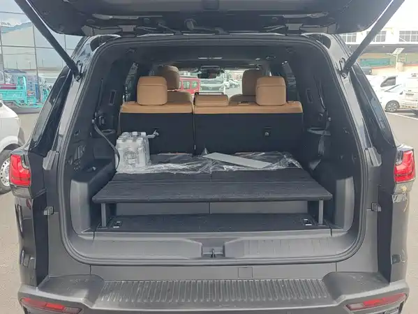 Lexus LX 2026
