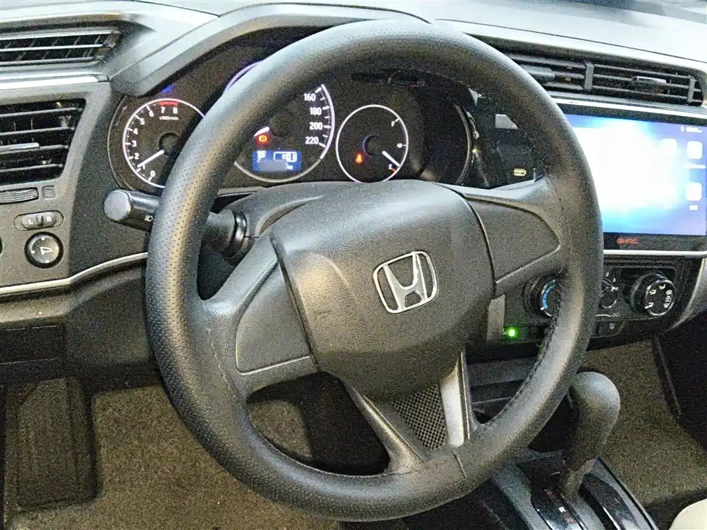 Honda City 2018 — фото 11