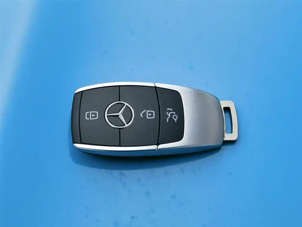 Mercedes-Benz GLB 2020 — фото 19