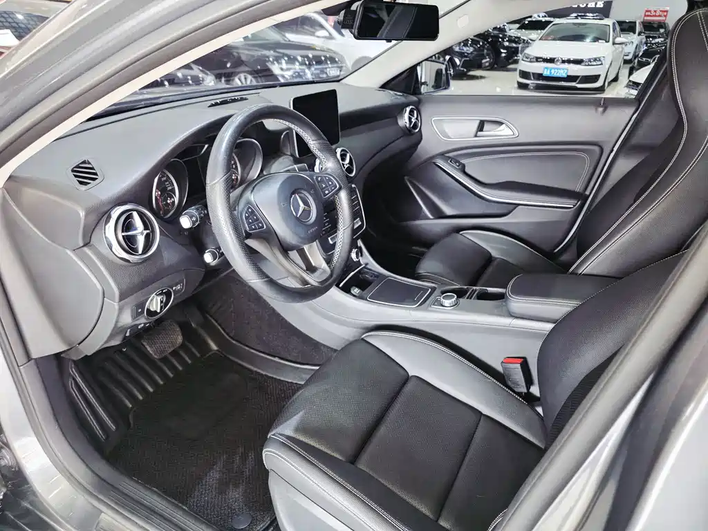 Mercedes-Benz GLA 2017 — фото 7