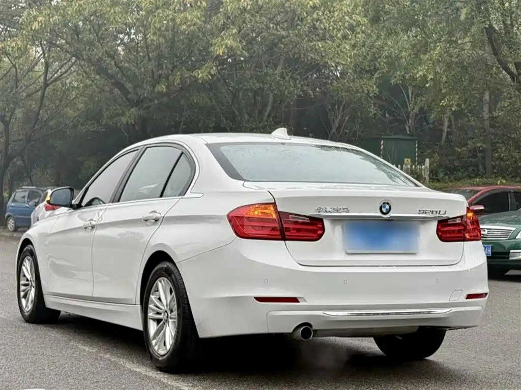 BMW 3 Series 2015 — фото 7