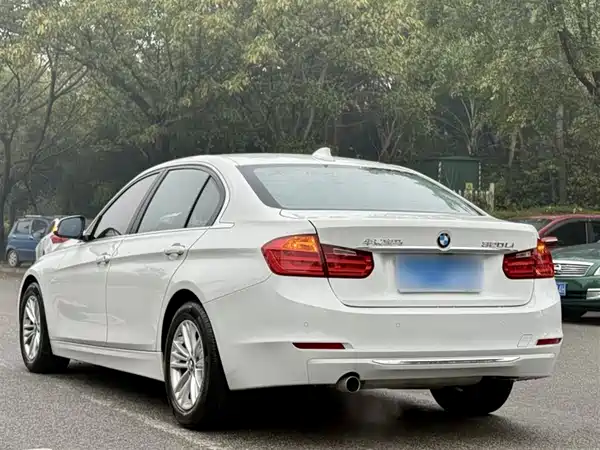 BMW 3 Series 2015