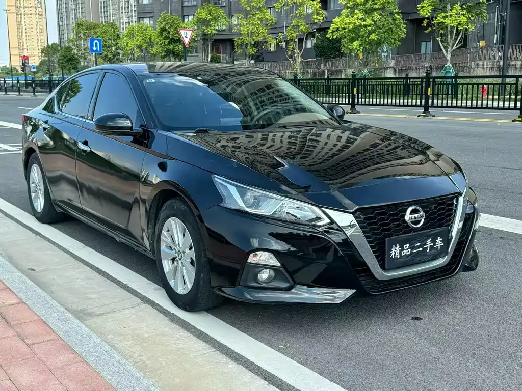 Nissan Teana 2022 — фото 3