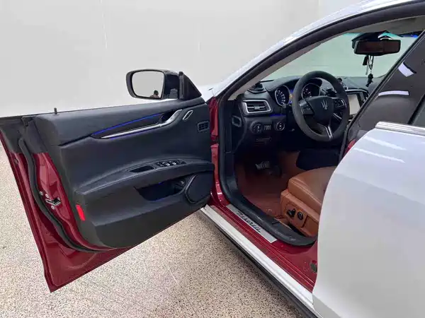 Maserati Ghibli 2016