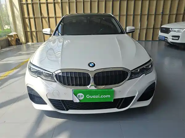BMW 3 Series 2021