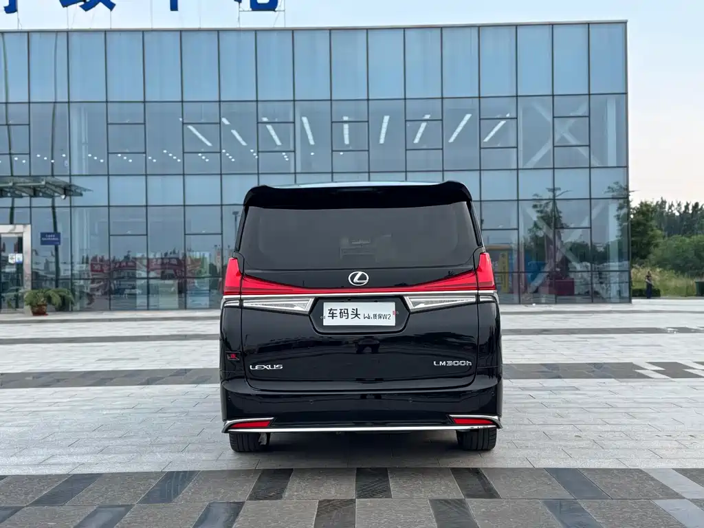 Toyota Vellfire 2019 — фото 8