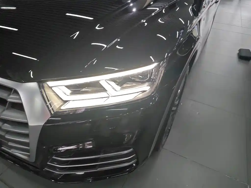 Audi Q5L 2019 — фото 23