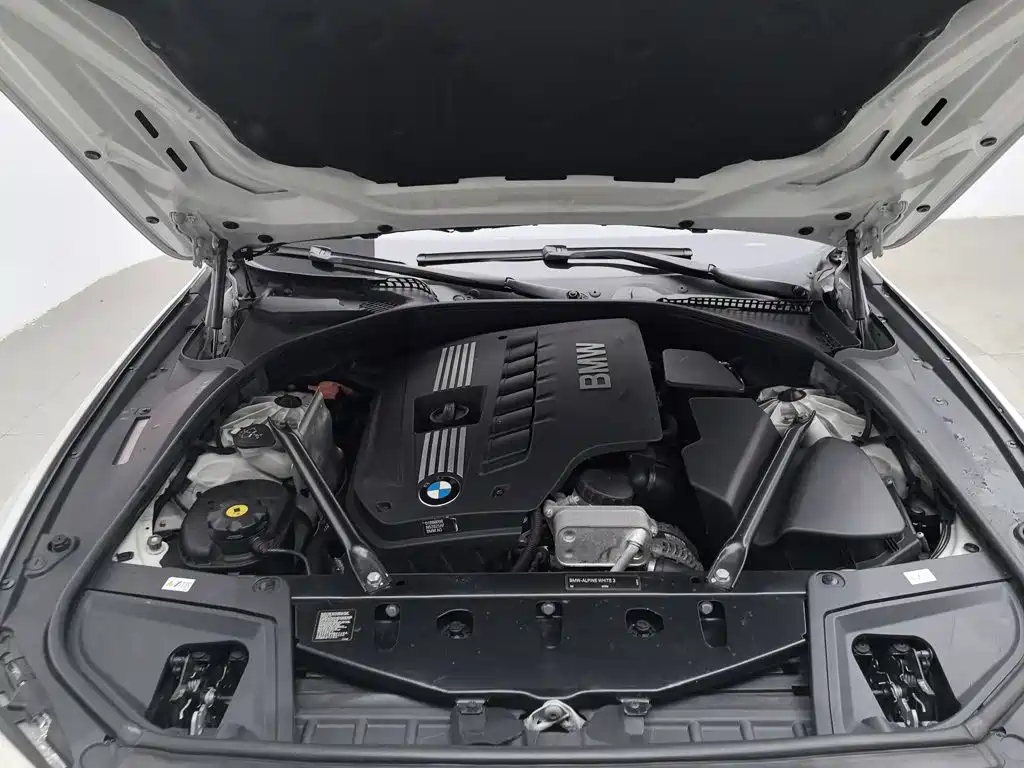 BMW 5 Series 2012