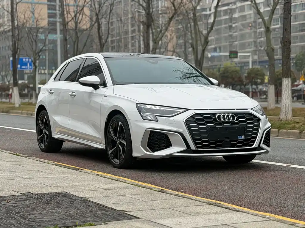 Audi A3 2022 — фото 3