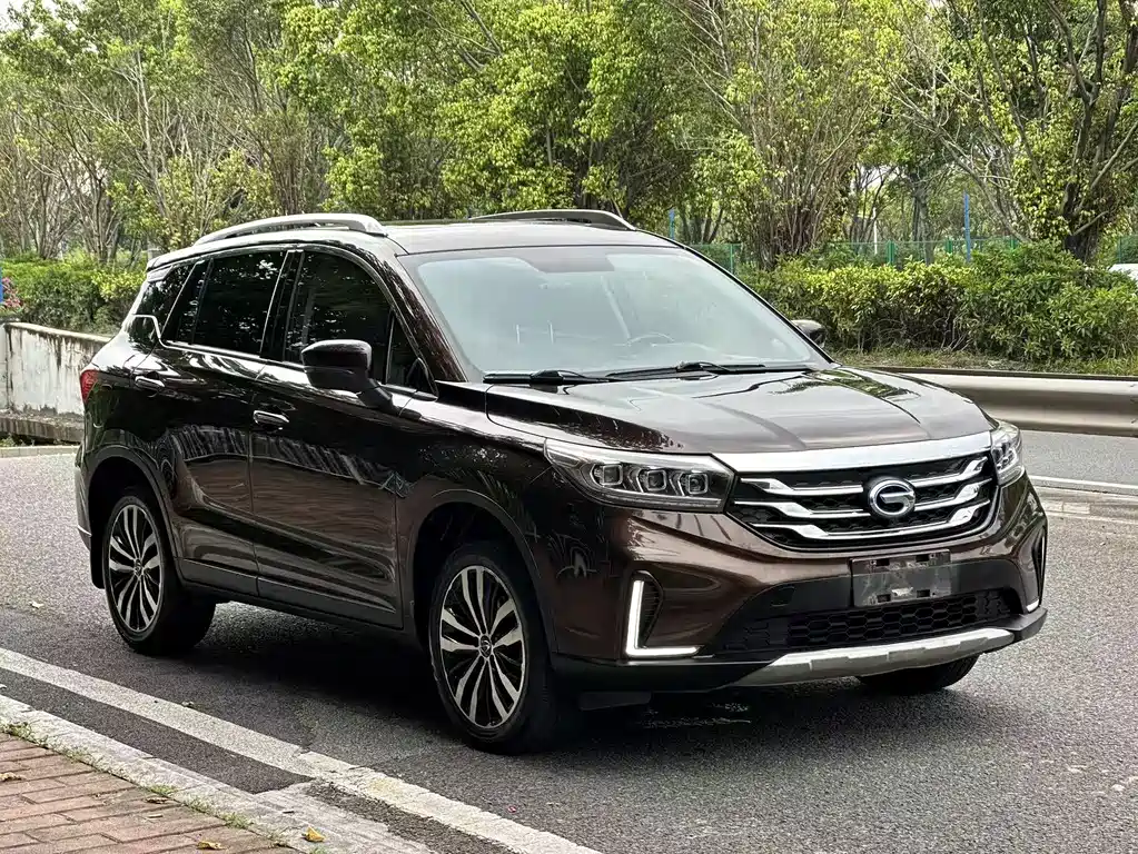 GAC Motor GS4 Hybrid 2019 — фото 4