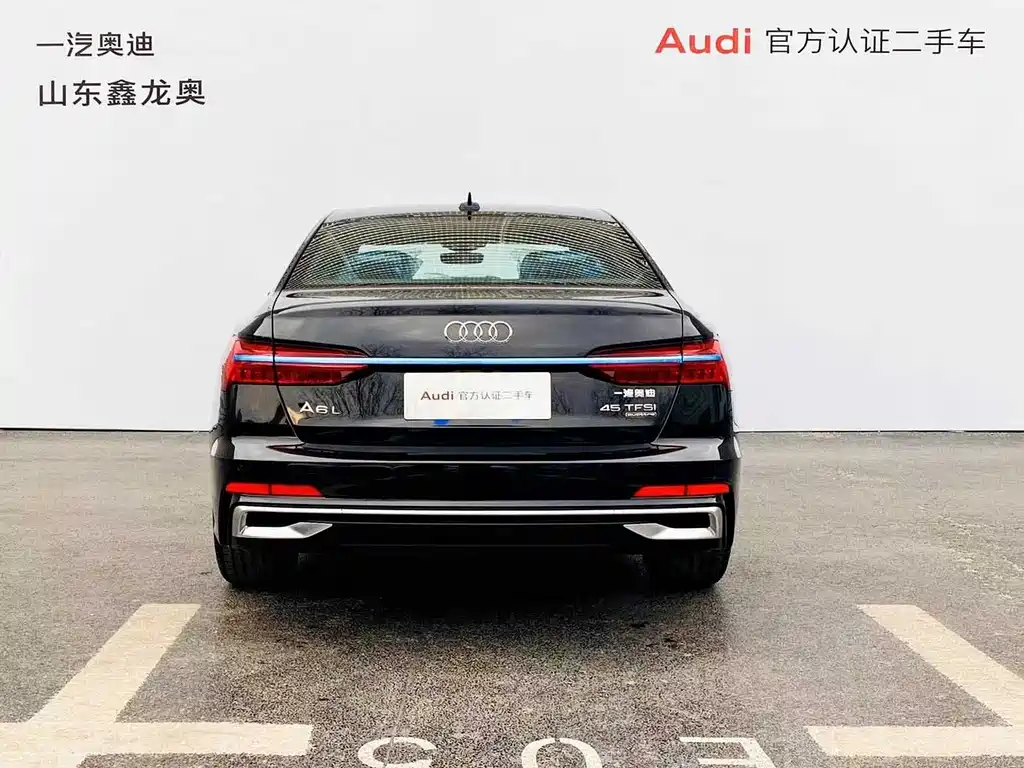 Audi A6L — фото 8