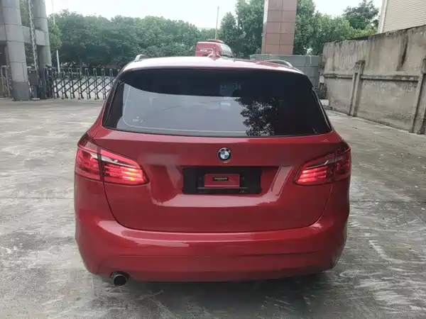 BMW 2 Series Station Wagon 2017