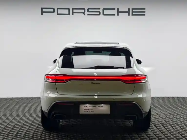 Porsche Macan 2023 — фото 5