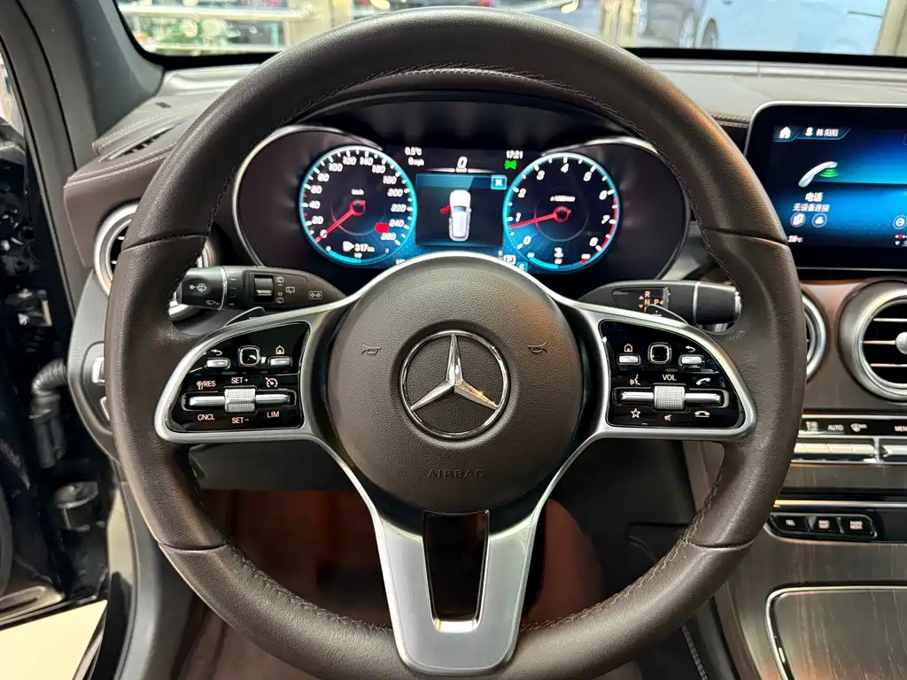 Mercedes-Benz GLC 2022 — фото 14