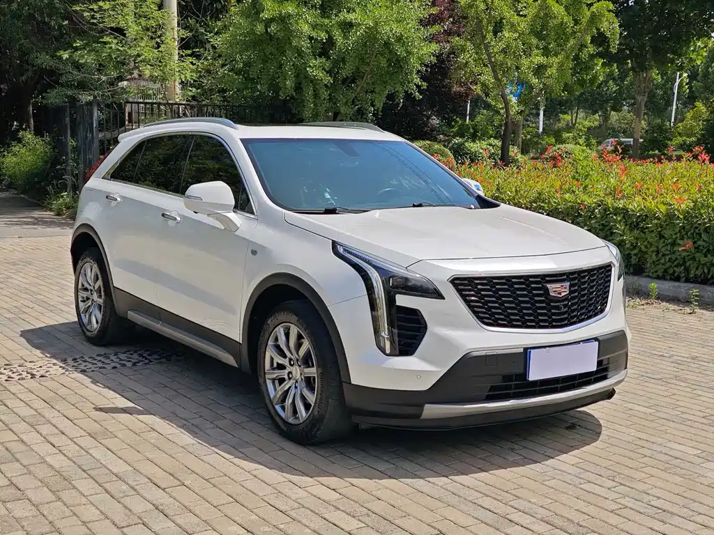 Cadillac XT4 2020 — фото 3