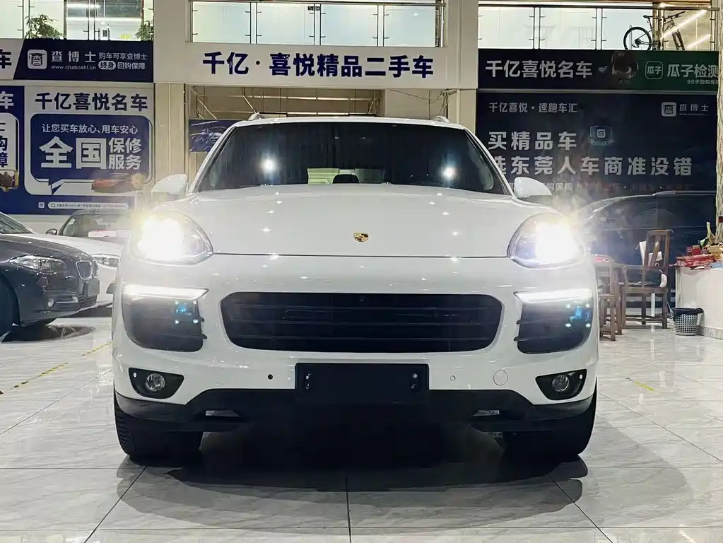 Porsche Cayenne 2016 — фото 2