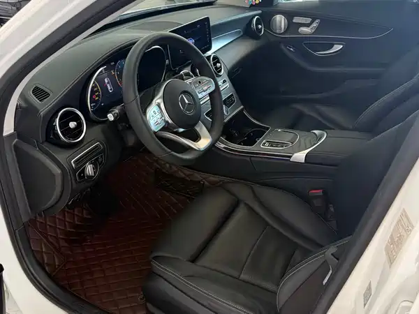 Mercedes-Benz C-Class 2021