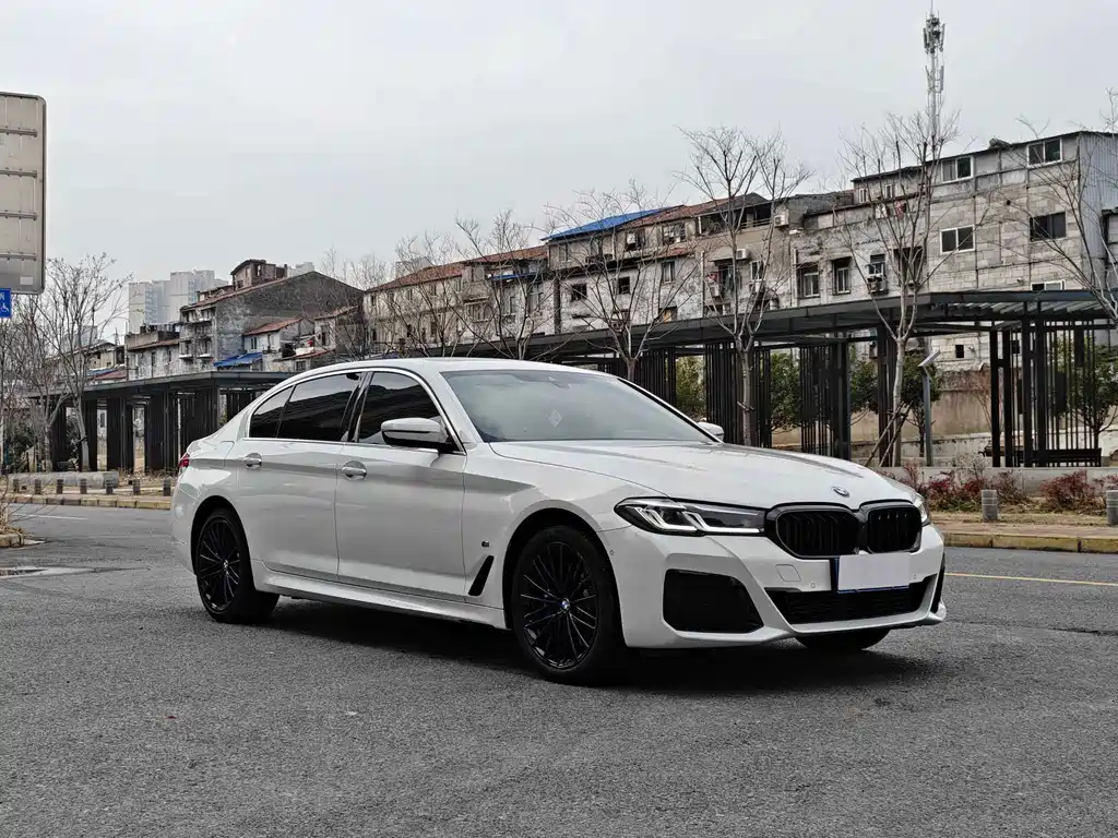 BMW 5 Series 2022
