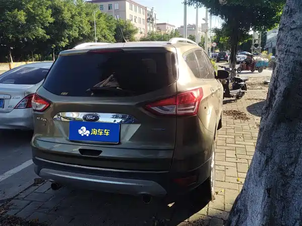 Ford Kuga 2014
