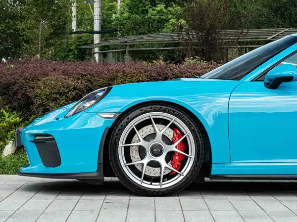 Porsche 911 2019
